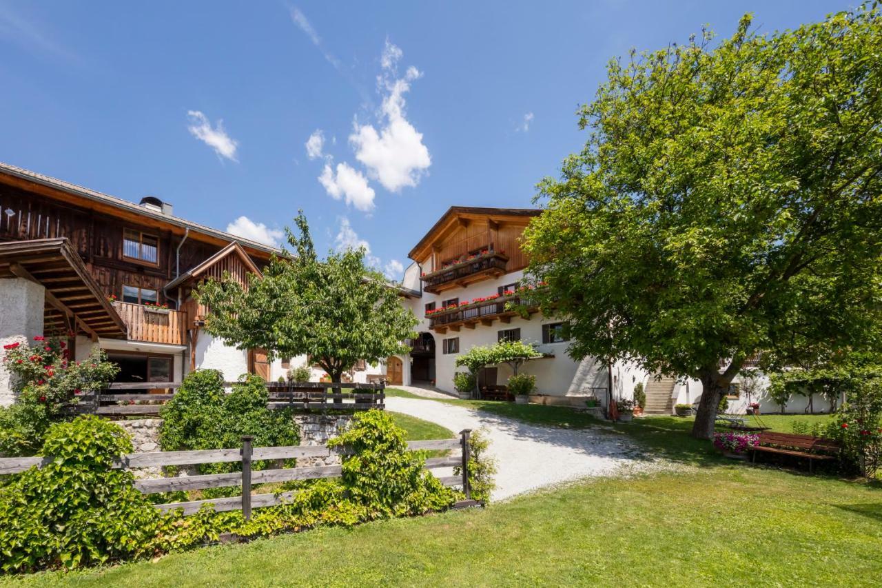 Strasserhof Tenuta-Weingut Vahrn Екстер'єр фото